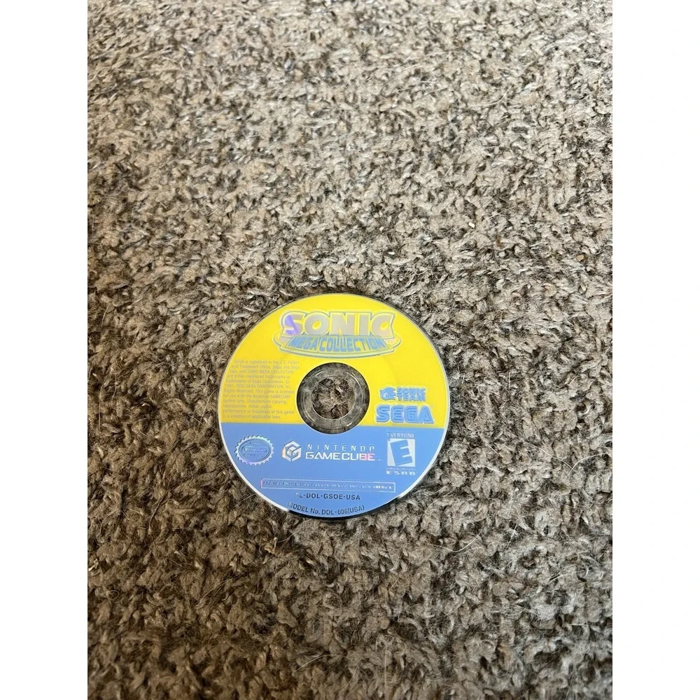 Sonic Mega‎ Collection Nintendo GameCube Sega 2002 Disc Only DOL-GSOE-USA