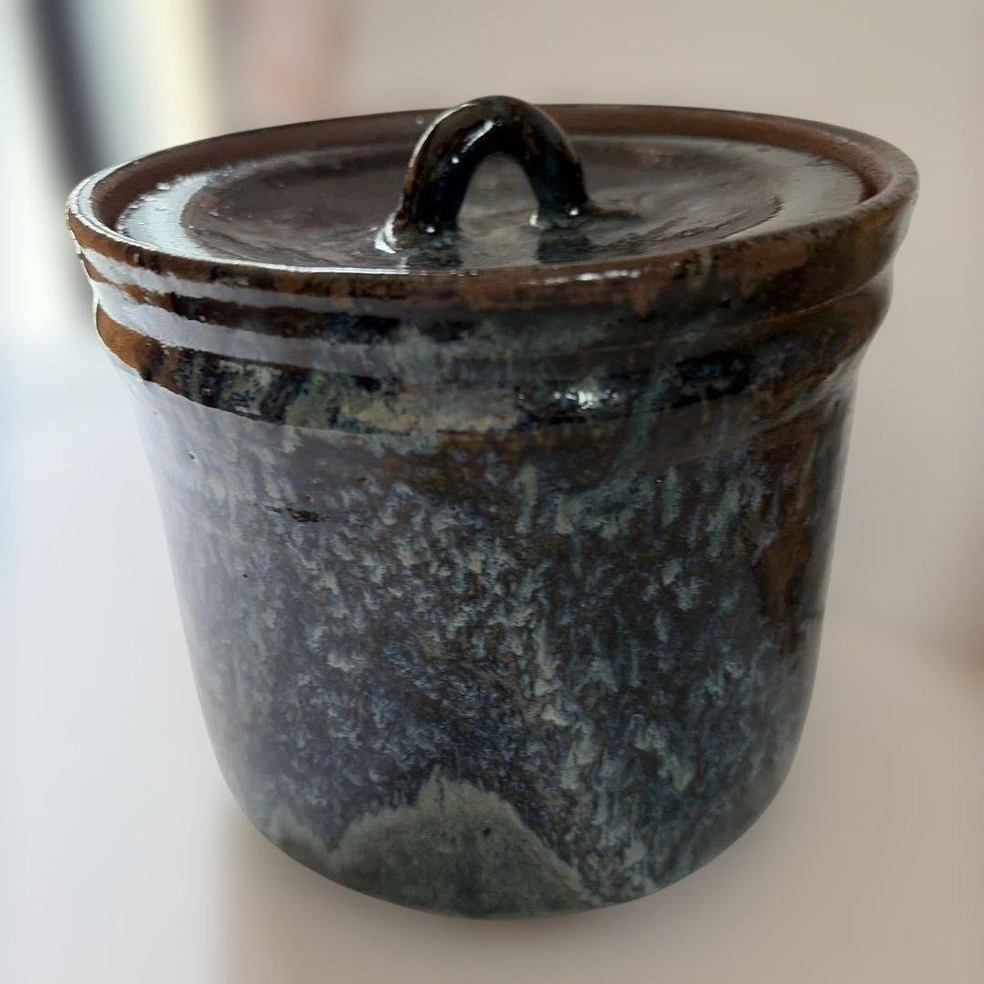 Kobushi Yaki Black Glaze Ceramic Pitcher with Lid and Wooden Box